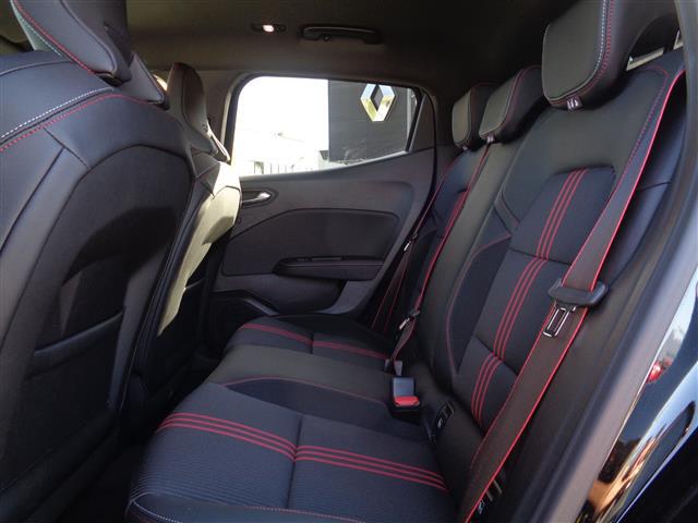 RENAULT Clio 00917988_VO38013498