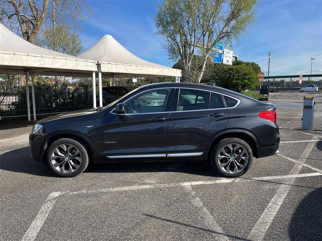 BMW X4 F26 02640639_VO38043366