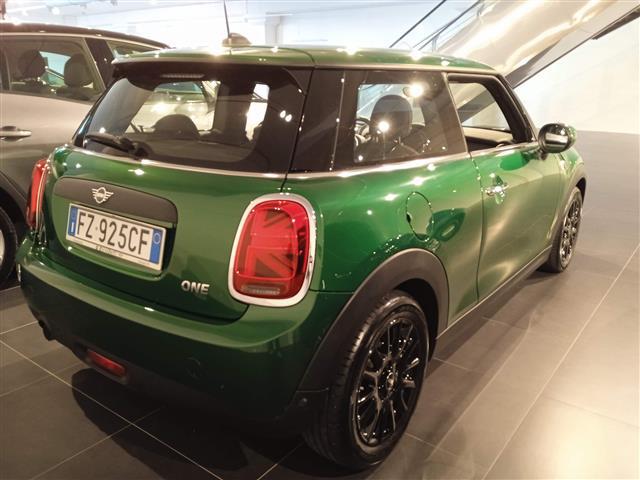 MINI Mini IV F56 2018 3p 00012994_VO38043670