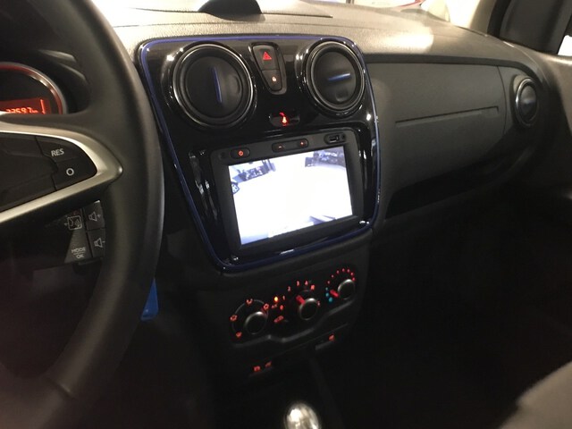 Inside Lodgy Diesel  Rojo