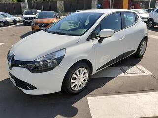 RENAULT Clio 00019584_VO38013018