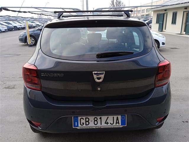 DACIA Sandero 01150386_VO38013322