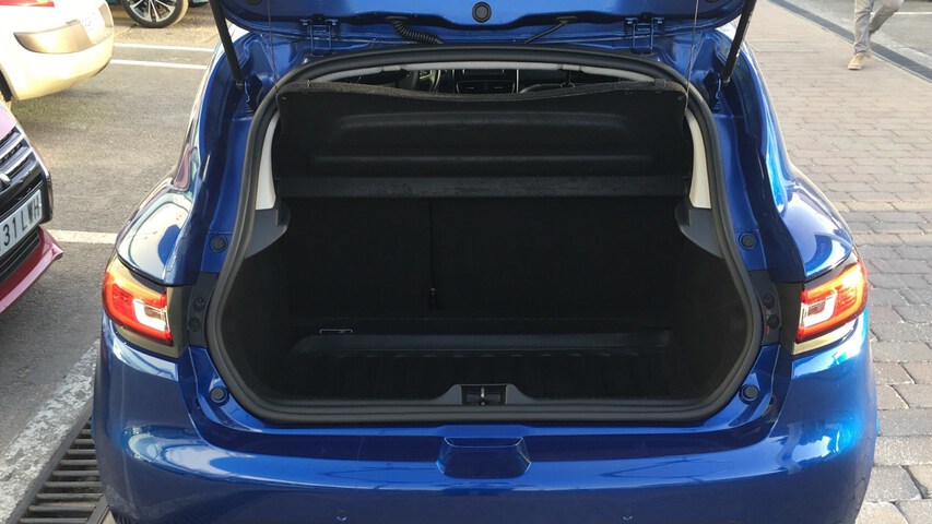 Inside Clio  Azul Rayo