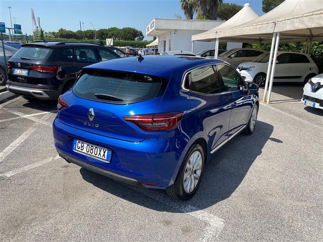 RENAULT Clio 02641547_VO38043366
