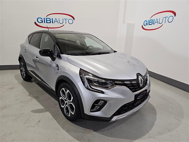 RENAULT Captur 02415917_VO38013170