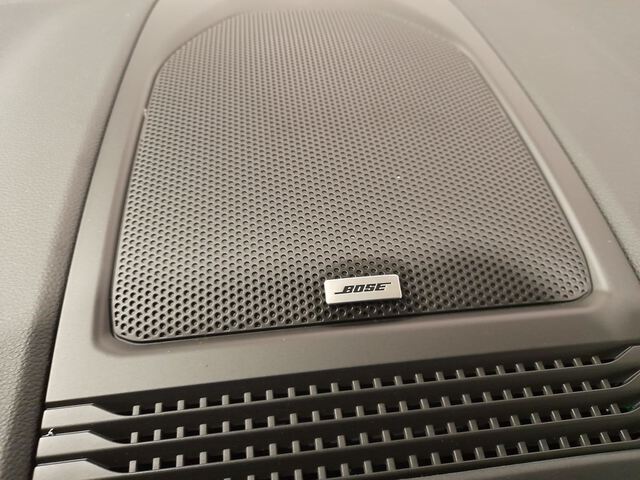 Inside Koleos Diesel  Gris Tornado