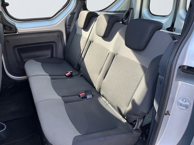 Inside Dokker Combi Diesel  GRIS