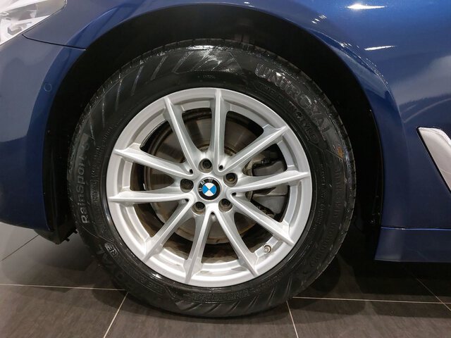 Outside Serie 5 G31 Touring Diesel  Bluestone metalizado