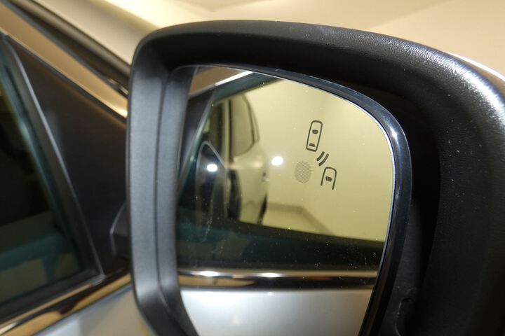 Inside Kadjar  Gris Highland