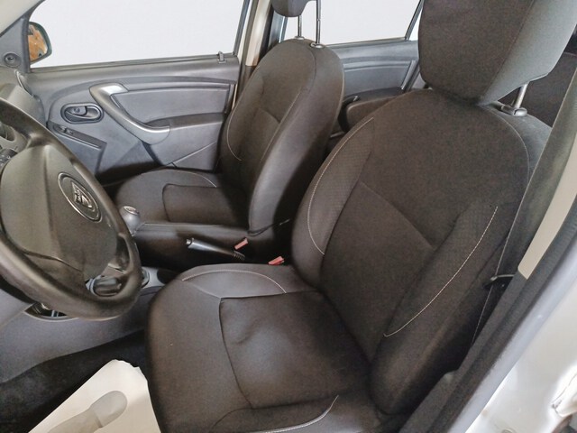 Inside Duster Diesel  BLANCO