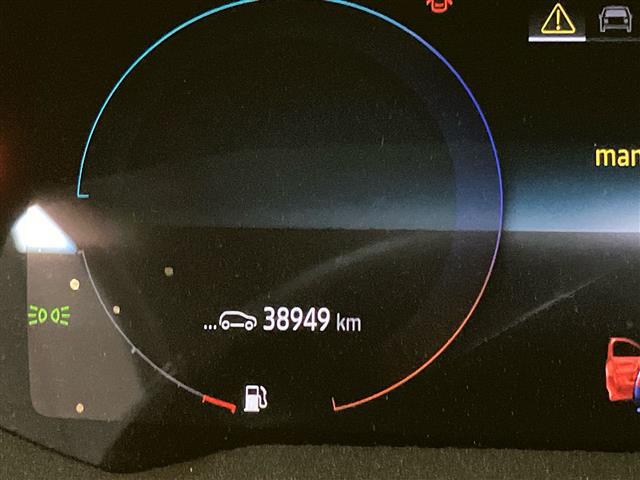 RENAULT Captur II 2019 00984403_VO38023207