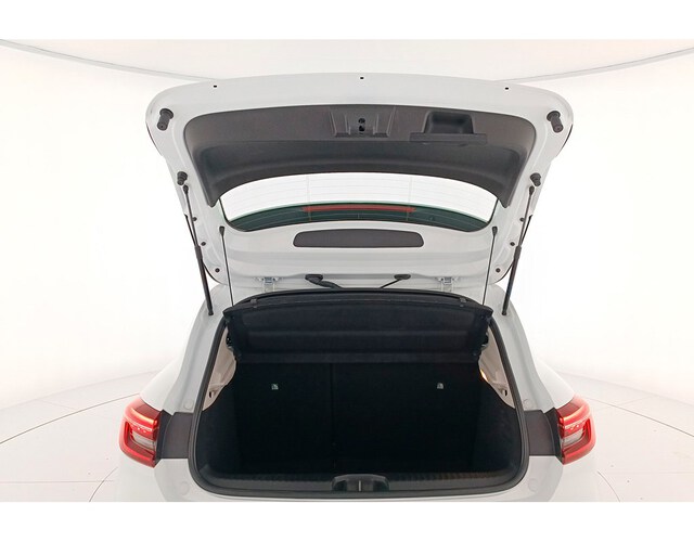 Inside Clio  Blanco