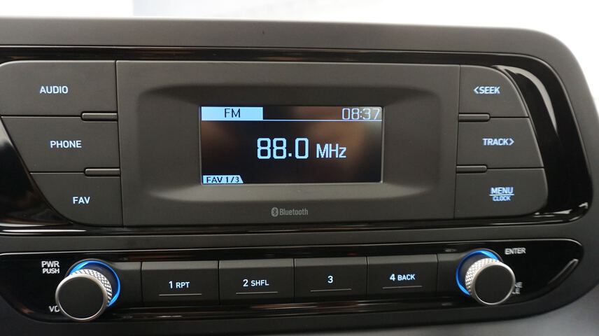 Inside i20  Polar White