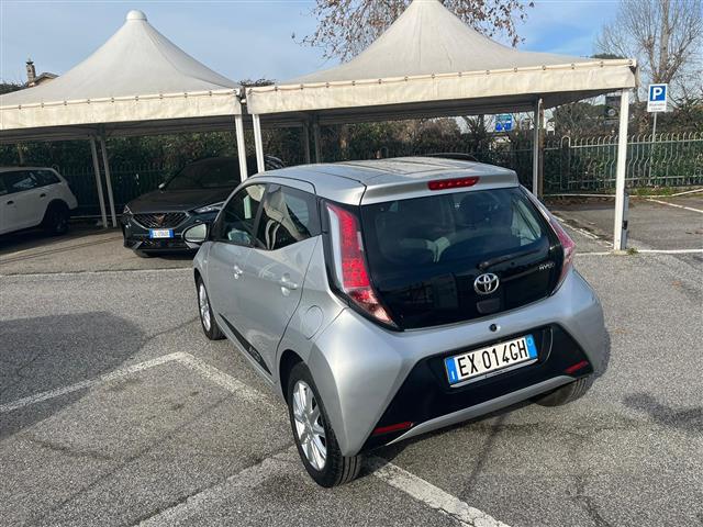 TOYOTA Aygo 02640850_VO38043366