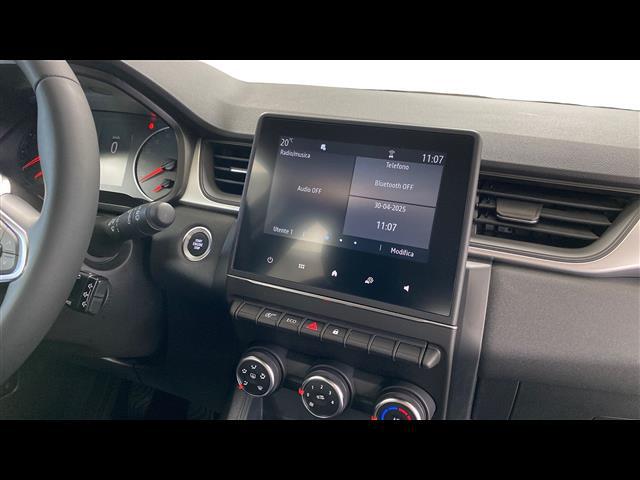 RENAULT Captur 00335648_VO38013550