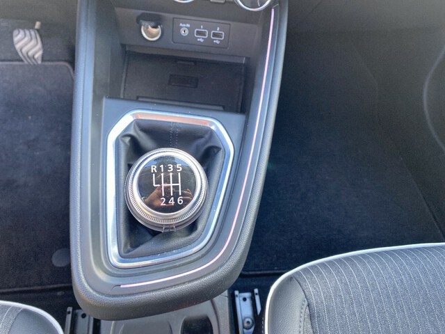 Inside Clio  gris