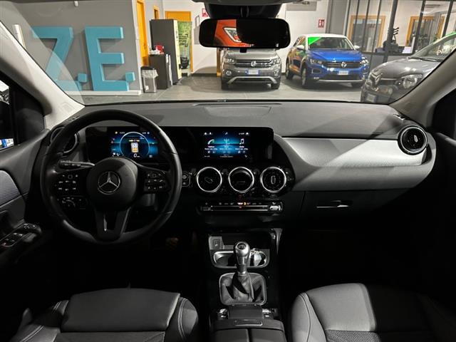 MERCEDES Classe B   W247 2018 00011843_VO38023184