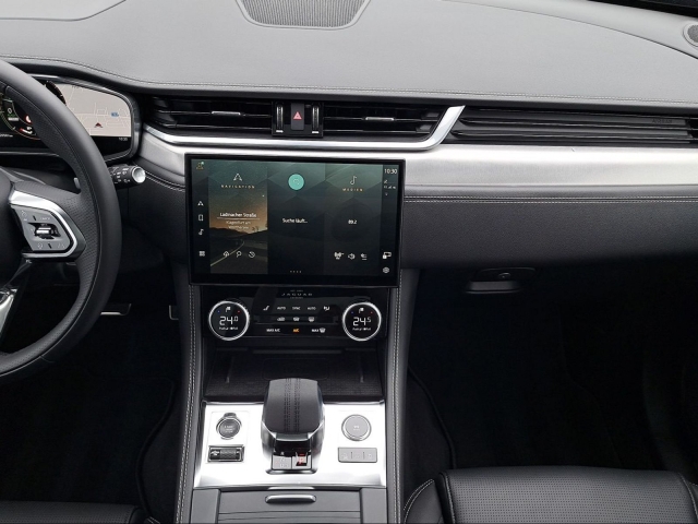 Außenausstattung F-Pace Eiger Grey Metallic grau