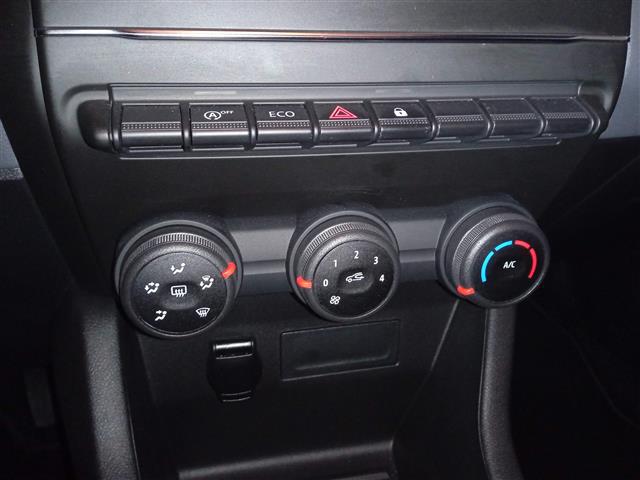 RENAULT Clio V 2019 00013861_VO38043670