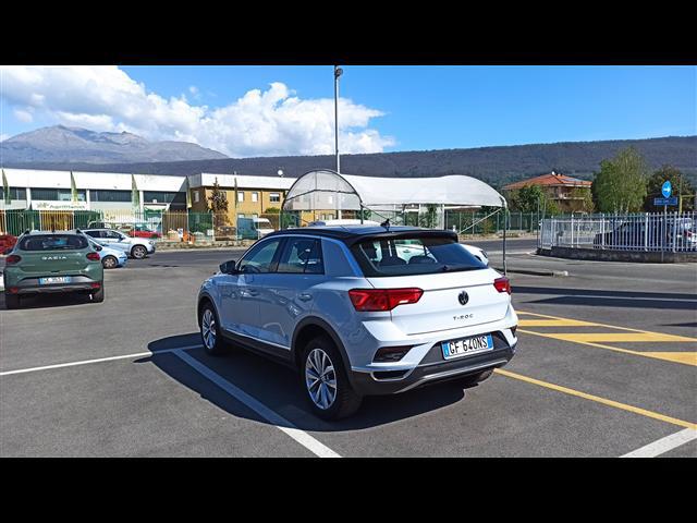 VOLKSWAGEN T Roc 2017 00024144_VO38013404