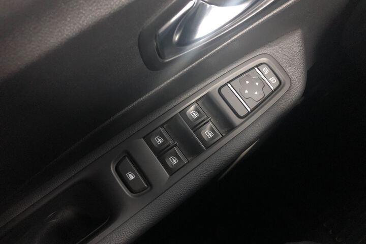Inside Captur  Blanco Marfil