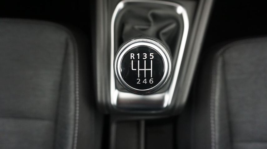 Inside Captur  Gris Highland
