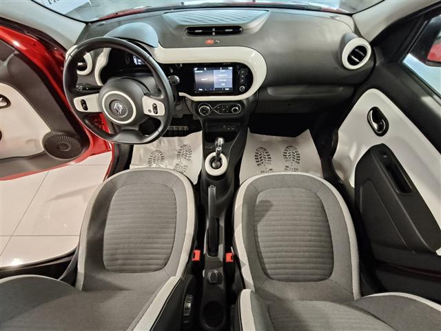 RENAULT Twingo Electric 00012962_VO38013022