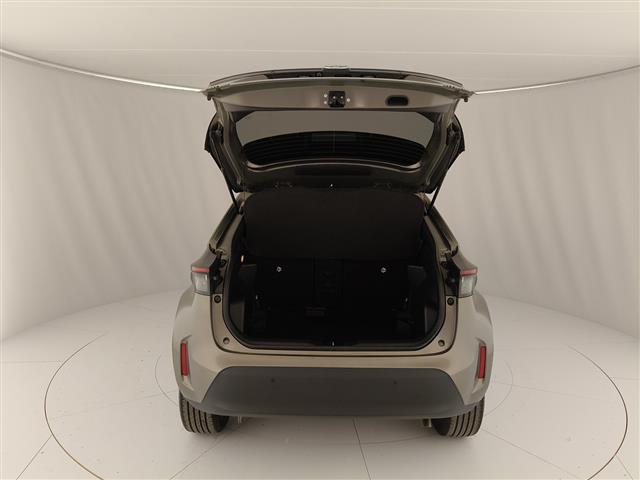 TOYOTA Yaris Cross 00189534_VO38023507