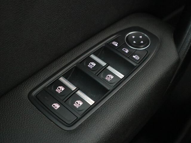 Inside Captur Híbrido Enchufable  Blanco Albatros con 