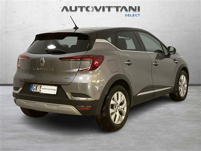 RENAULT Captur 00984443_VO38023207