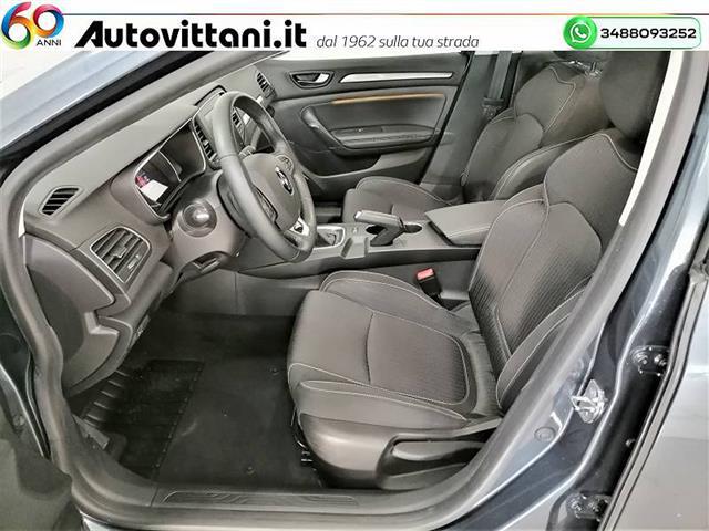 RENAULT Megane 00960975_VO38023207