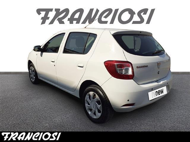 DACIA Sandero 00023004_VO38013018