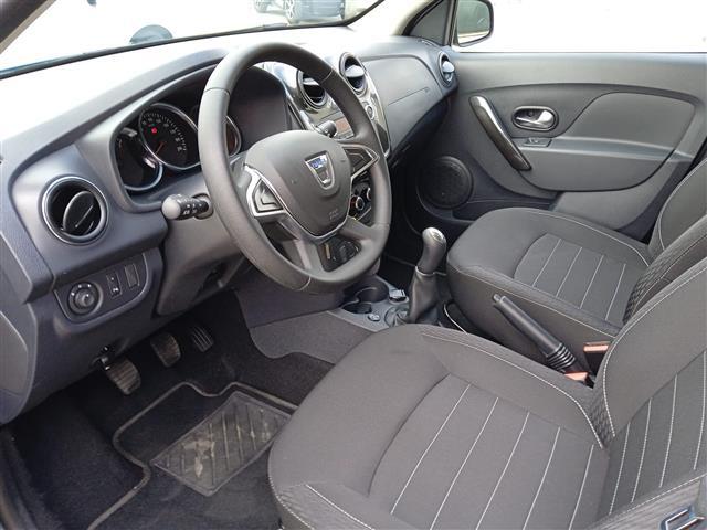 DACIA Sandero 01150386_VO38013322