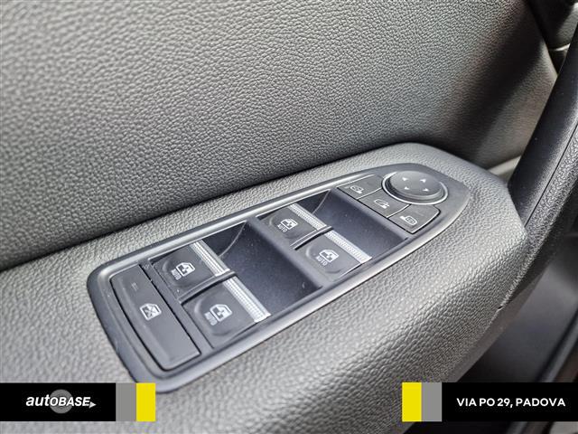 RENAULT Captur 01094843_VO38013498
