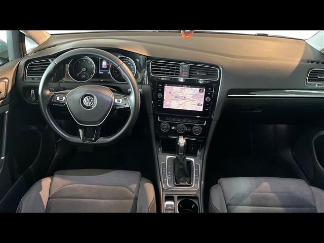 VOLKSWAGEN Golf VII 2017 5p 00015278_VO38043670