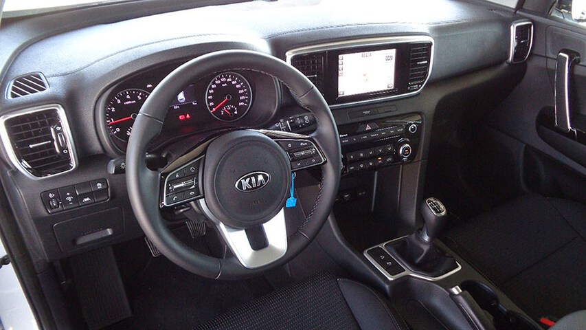 Inside Sportage Diesel  Lunar Silver