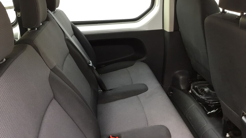 Inside Trafic Combi Diesel  Blanco