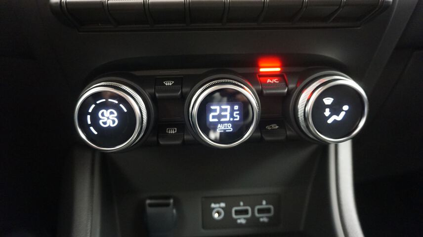 Inside Captur Híbrido  Rojo Deseo