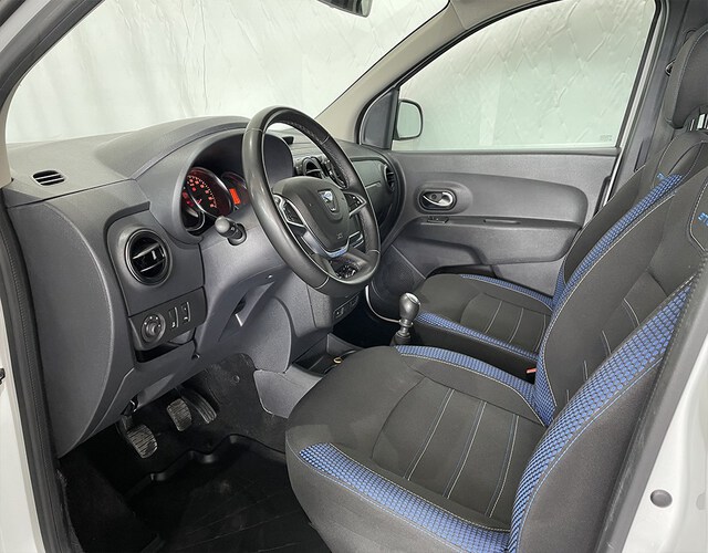 Inside Lodgy Diesel  BLANCO