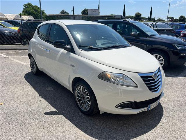 LANCIA Ypsilon 02641522_VO38043366