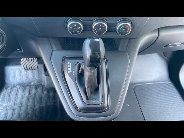 RENAULT Kangoo 00329268_VO38013550