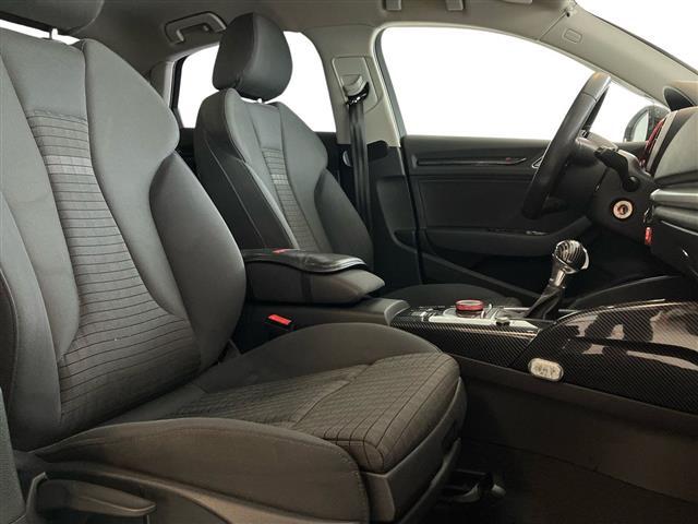 AUDI A3 00985416_VO38023207