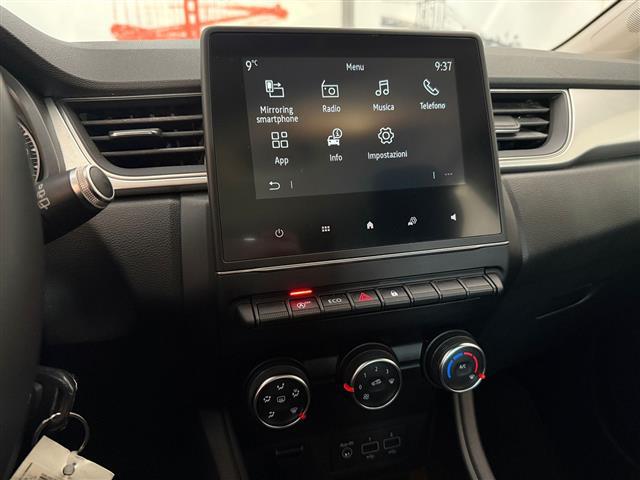 RENAULT Captur 00015358_VO38023184