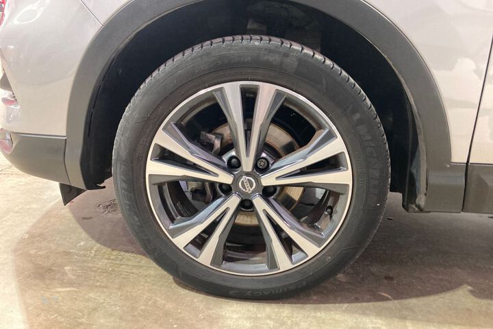 Outside Qashqai Diesel  Gris