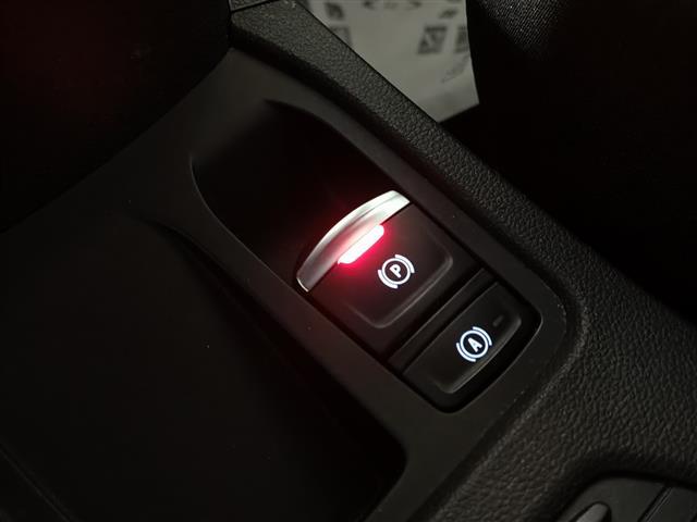 RENAULT Clio 00039377_VO38013022