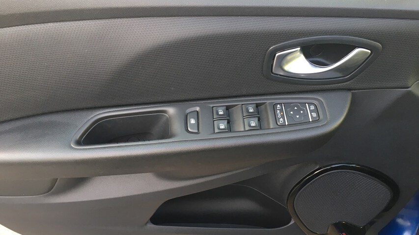 Inside Clio  Azul Rayo