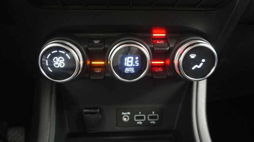 Inside Captur  Negro