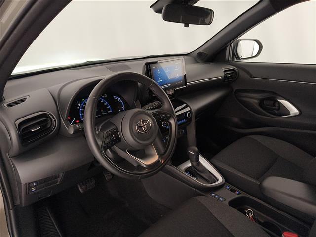 TOYOTA Yaris Cross 00189534_VO38023507