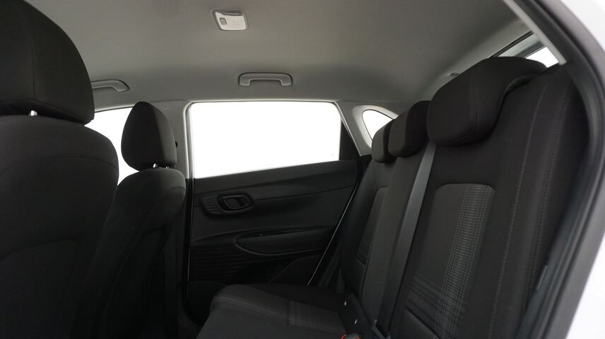 Inside i20  Blanco
