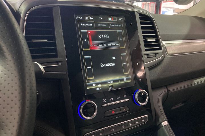 Inside Koleos Diesel  Negro